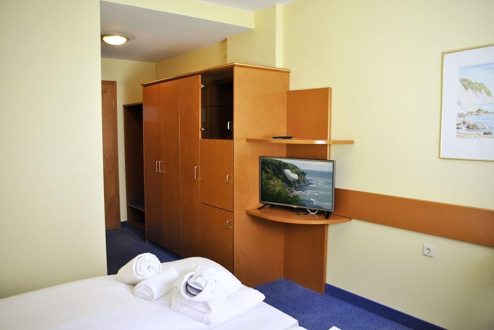 Arkona Strandhotel ビンツ エクステリア 写真